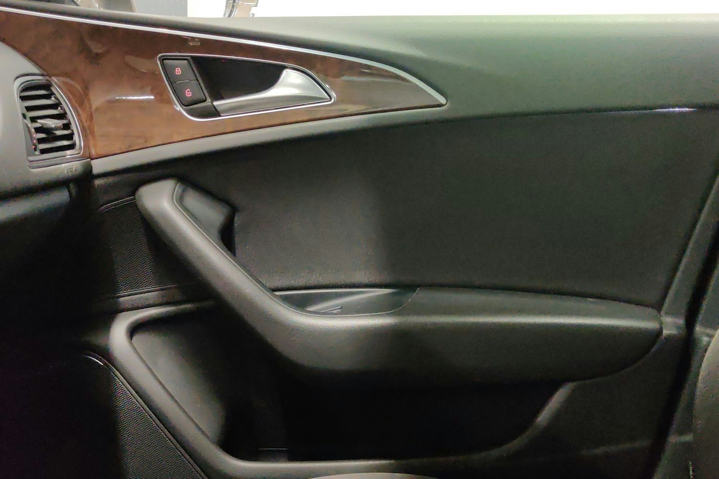 ruskea (beige) Audi A6 2012 kuva 22.