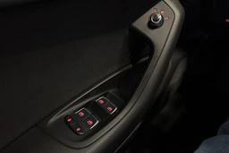 musta Audi A6 2012 kuva 17.