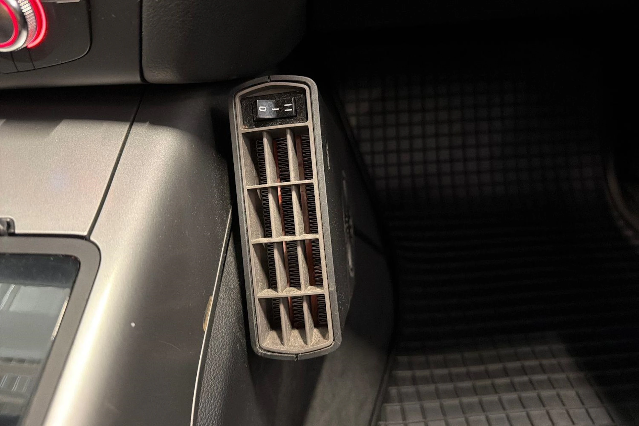 musta Audi A6 2012 kuva 23.