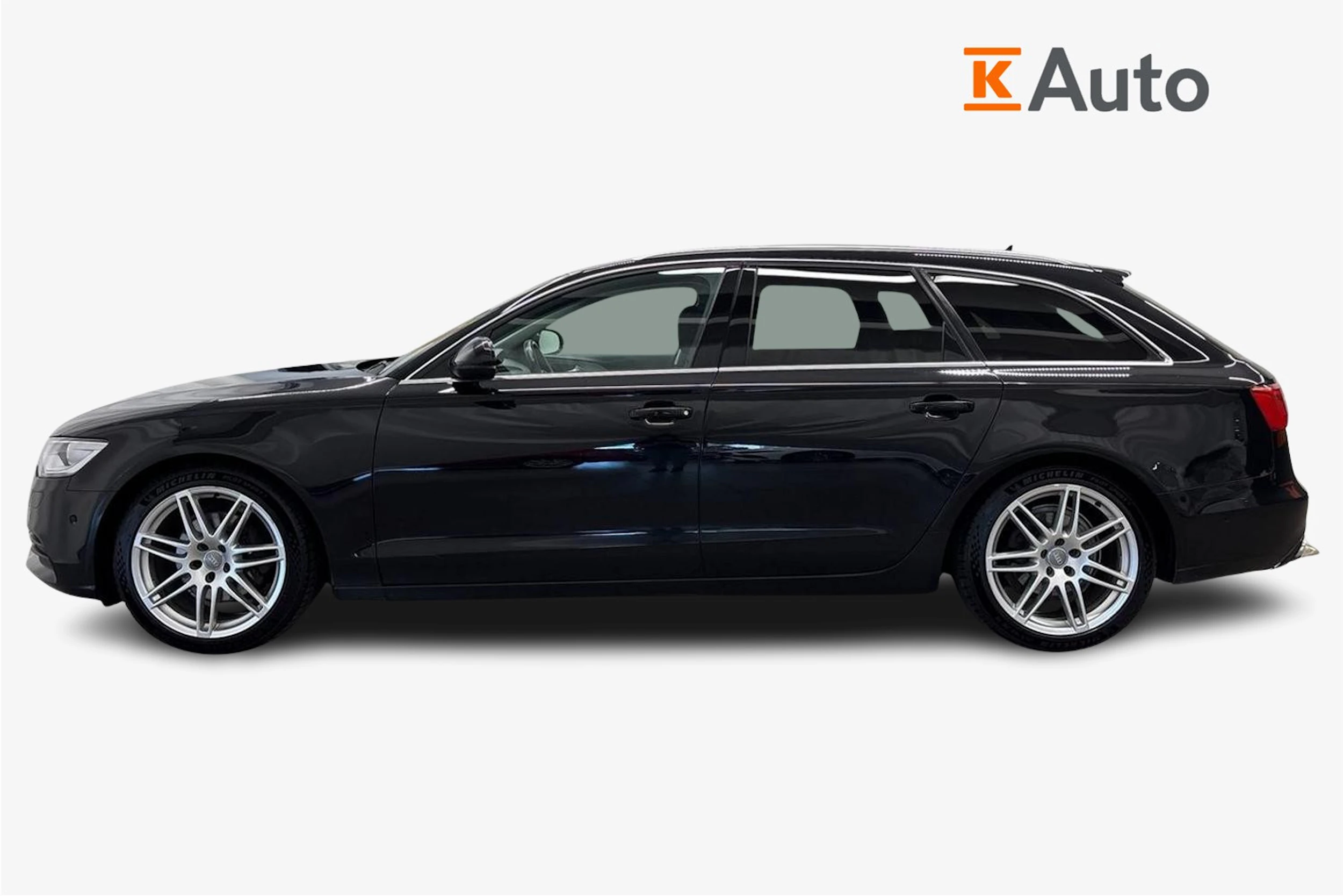 musta Audi A6 2012 kuva 5.