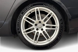 musta Audi A6 2012 kuva 9.