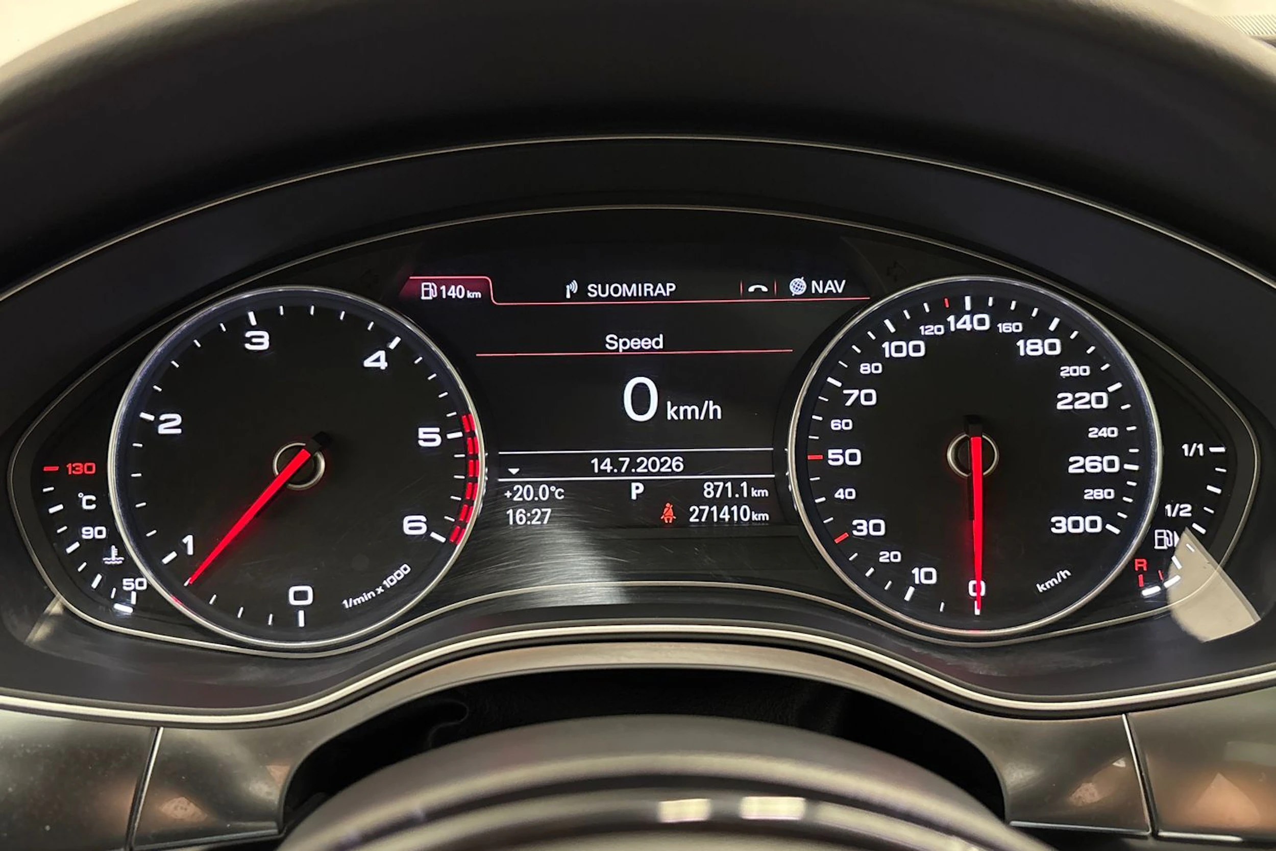 musta Audi A6 2012 kuva 16.