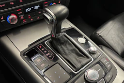 musta Audi A6 2012 kuva 20.