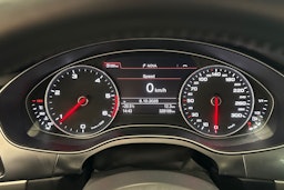 musta Audi A6 2012 kuva 11.