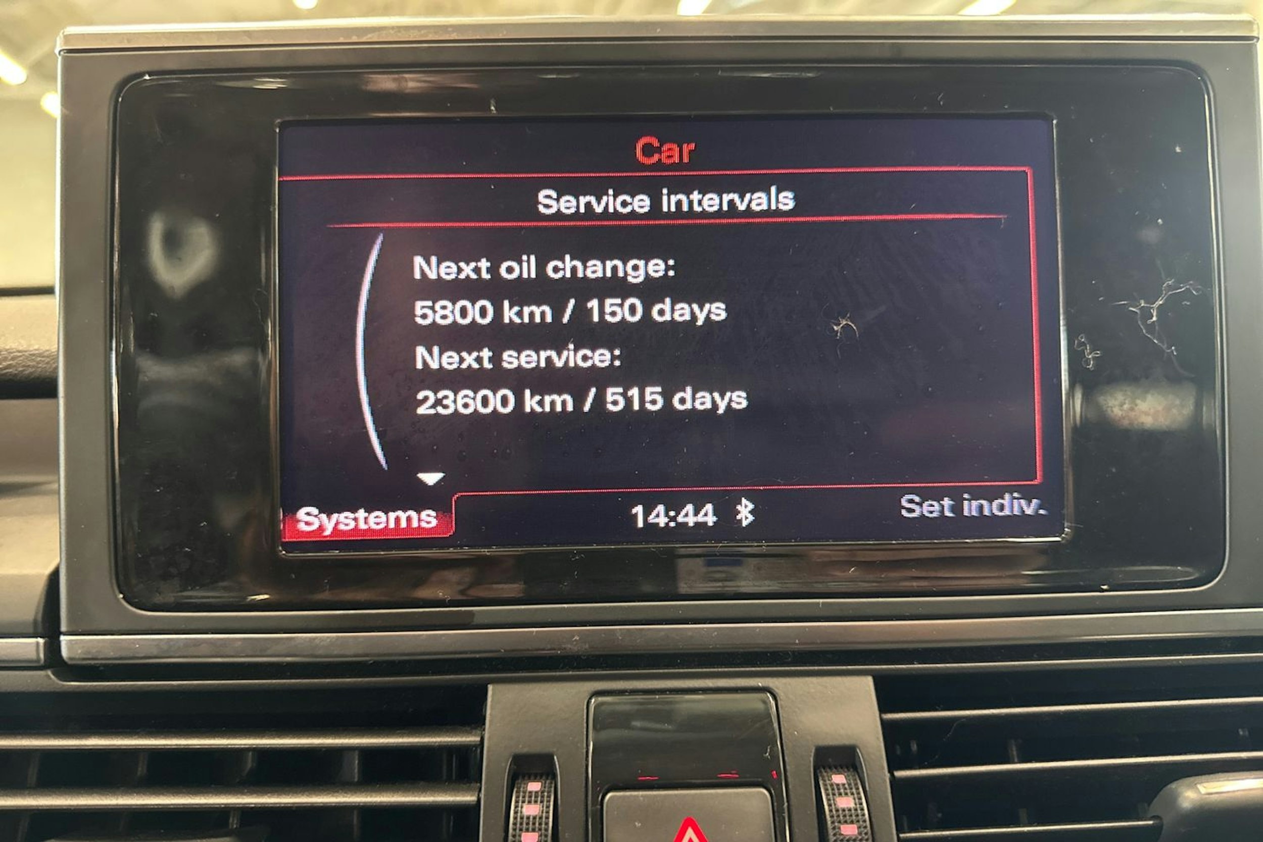 musta Audi A6 2012 kuva 14.