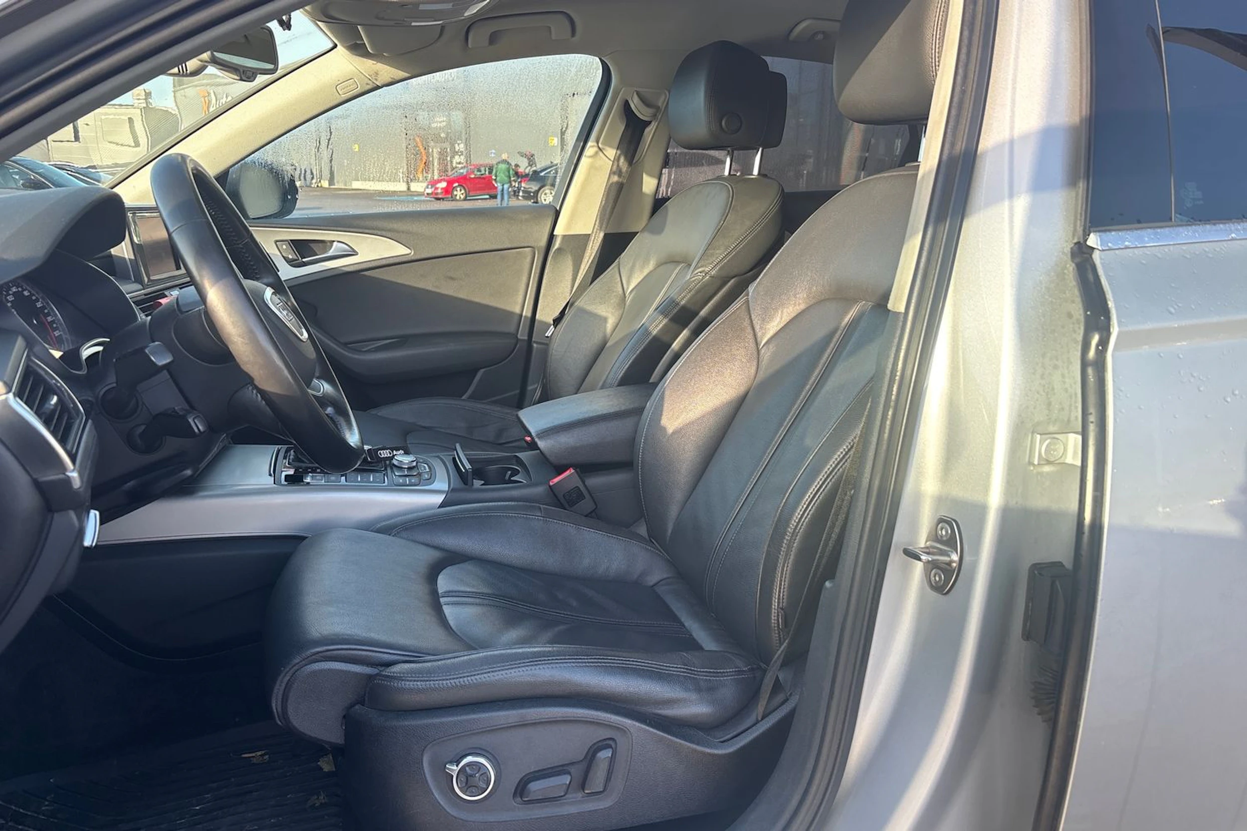 hopea Audi A6 2012 kuva 4.