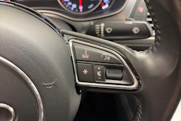 valkoinen Audi A6 2012 kuva 14.