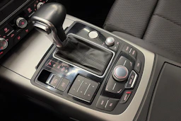 valkoinen Audi A6 2012 kuva 20.