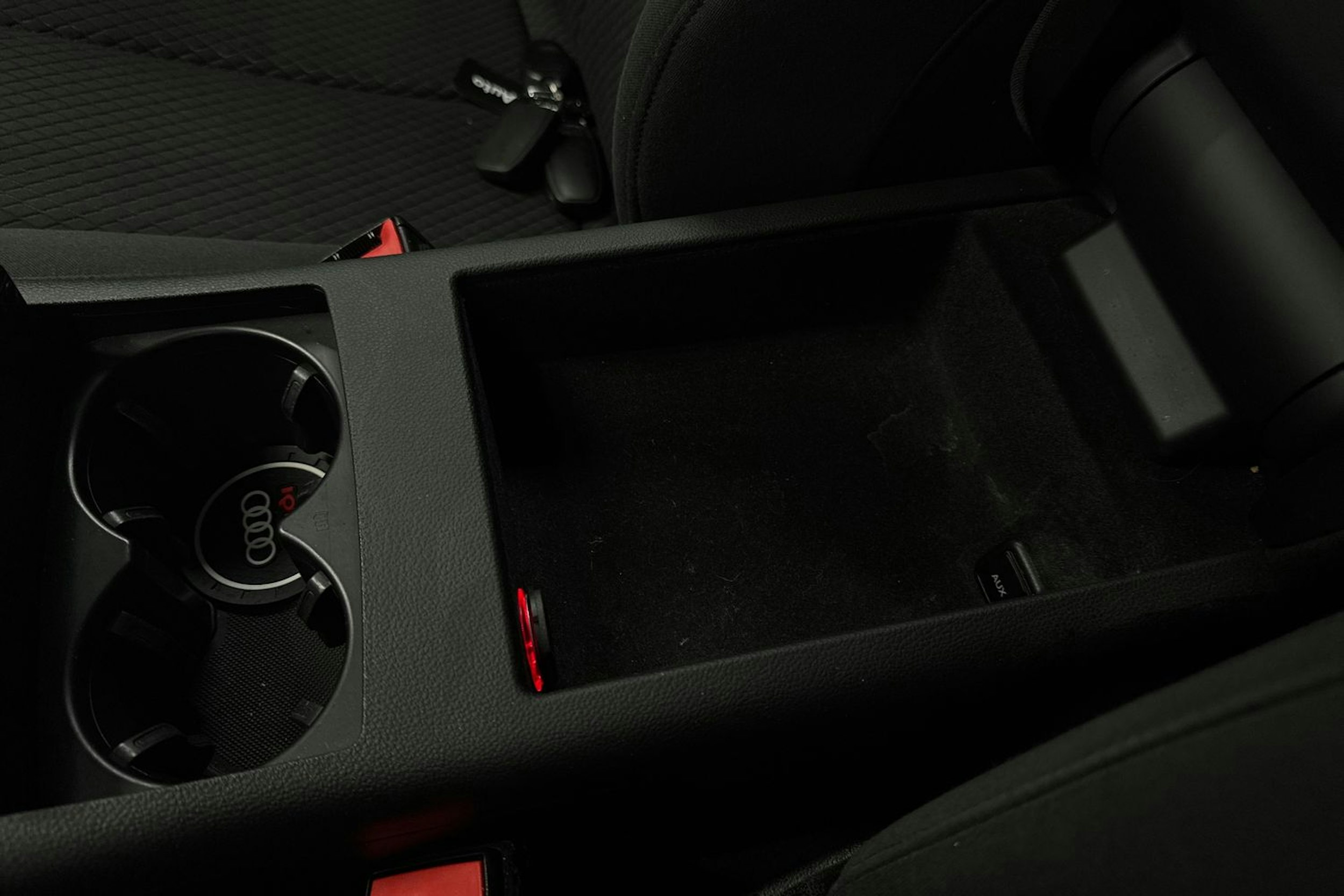 harmaa Audi A6 2012 kuva 33.