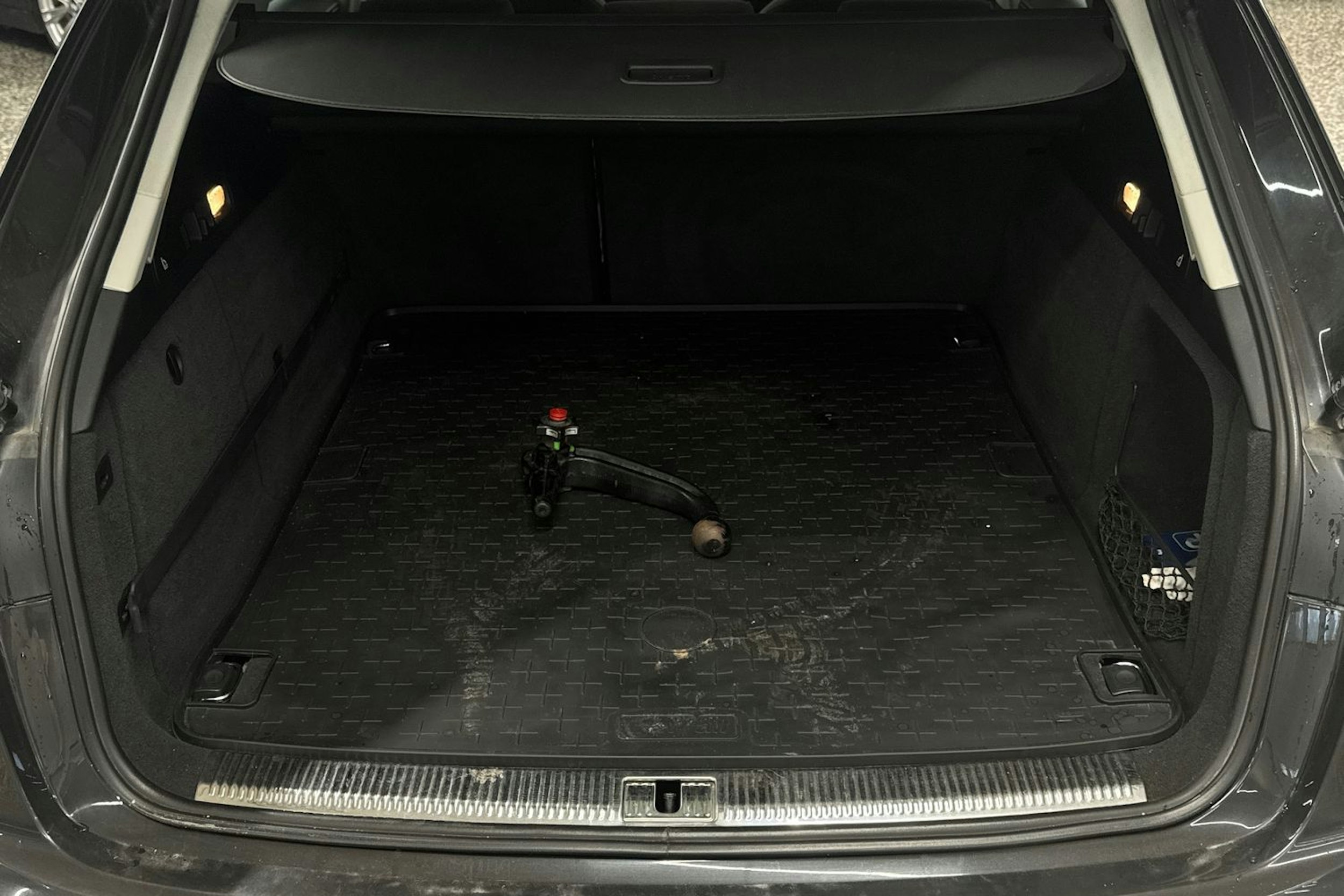 harmaa Audi A6 2012 kuva 35.