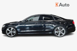 musta Audi A6 2012 kuva 7.
