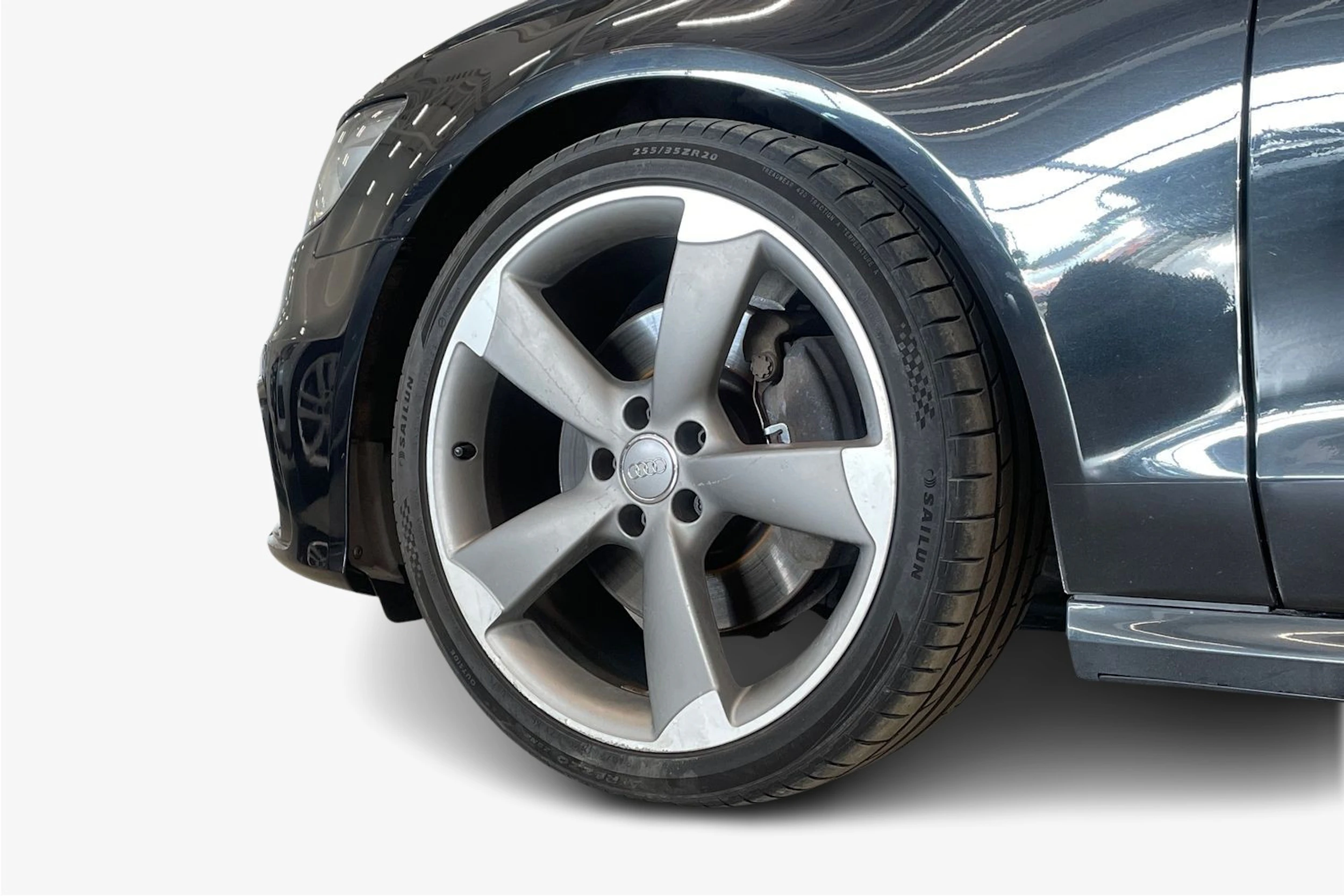 musta Audi A6 2012 kuva 12.