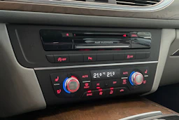 musta Audi A6 2012 kuva 26.