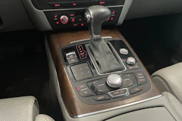 musta Audi A6 2012 kuva 27.