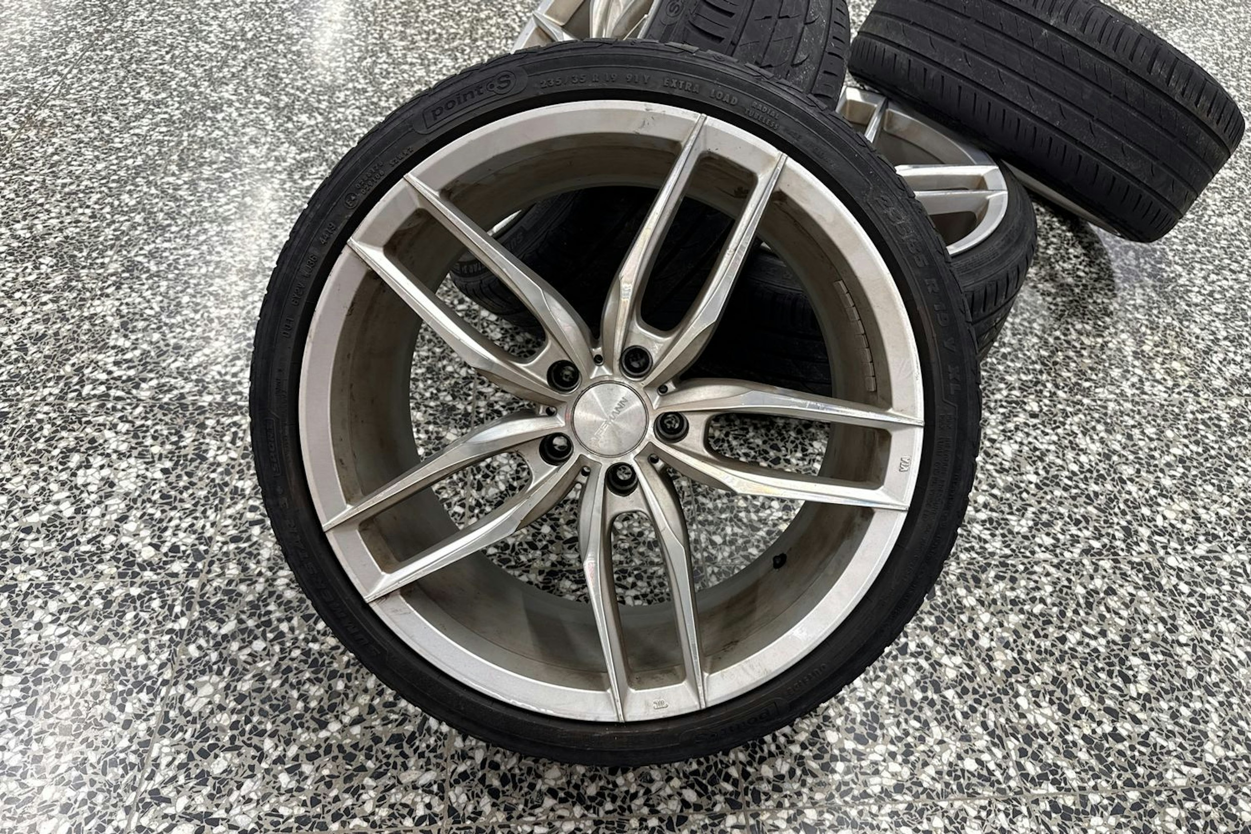 valkoinen Audi A6 2012 kuva 10.