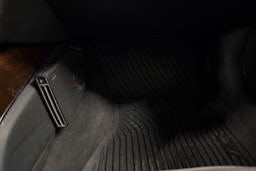 valkoinen Audi A6 2012 kuva 20.