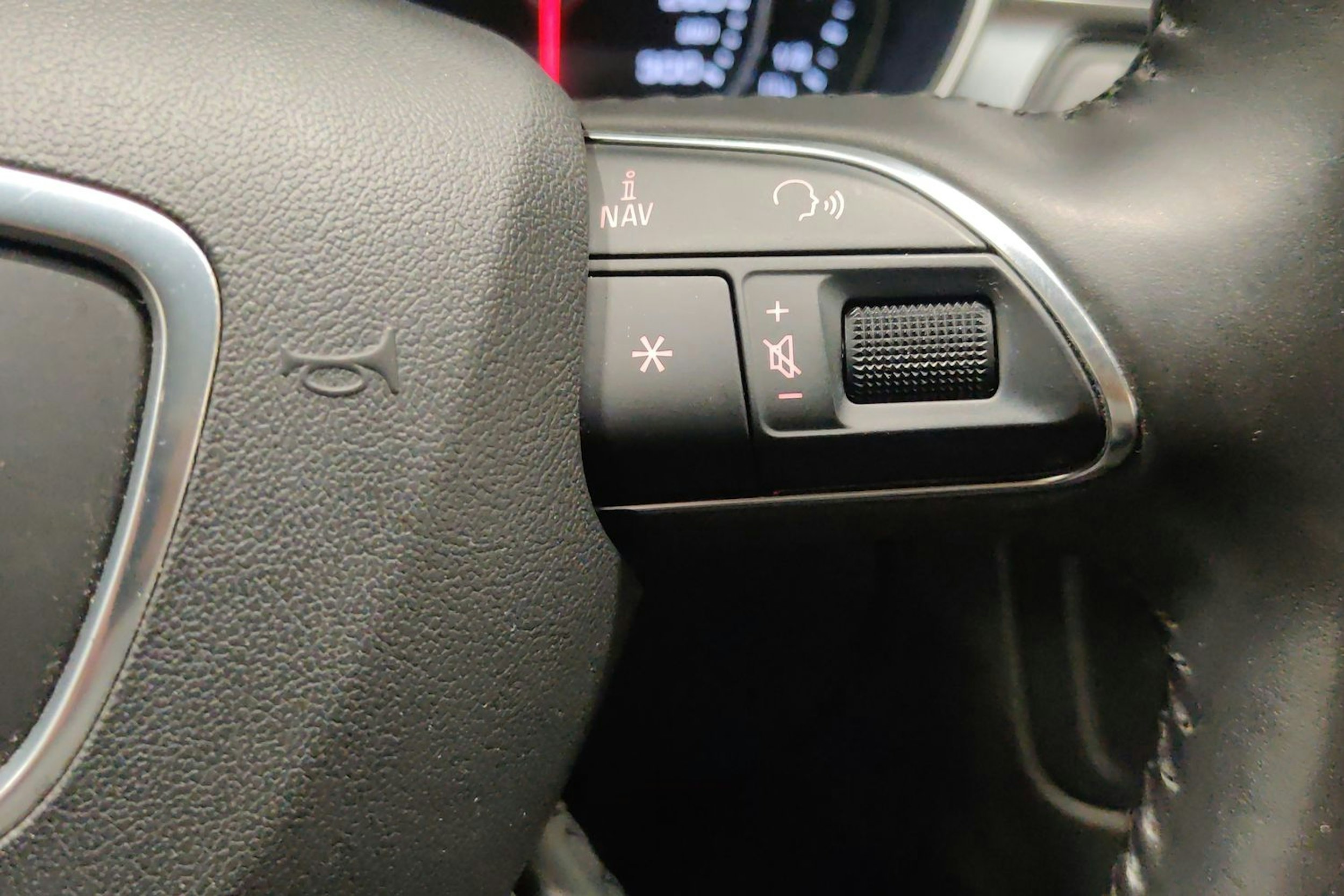 musta Audi A6 2012 kuva 21.