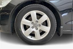 musta Audi A6 2012 kuva 11.