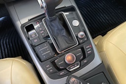 musta Audi A6 2012 kuva 19.