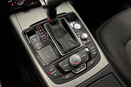 valkoinen Audi A6 2012 kuva 19.