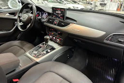 valkoinen Audi A6 2012 kuva 31.