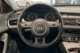 Punainen Audi A6 2012 kuva 13.