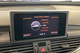 Punainen Audi A6 2012 kuva 21.