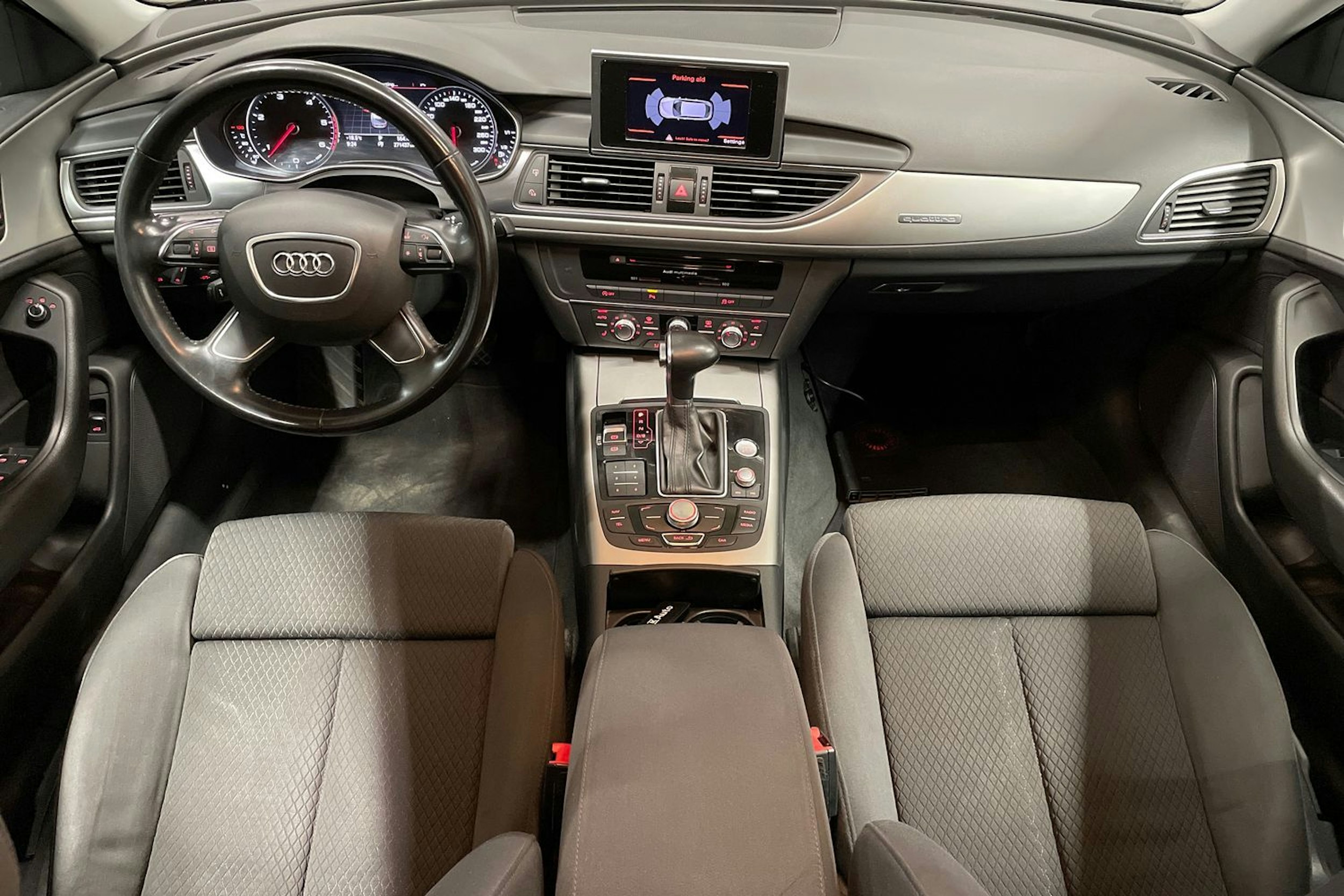harmaa Audi A6 2012 kuva 9.