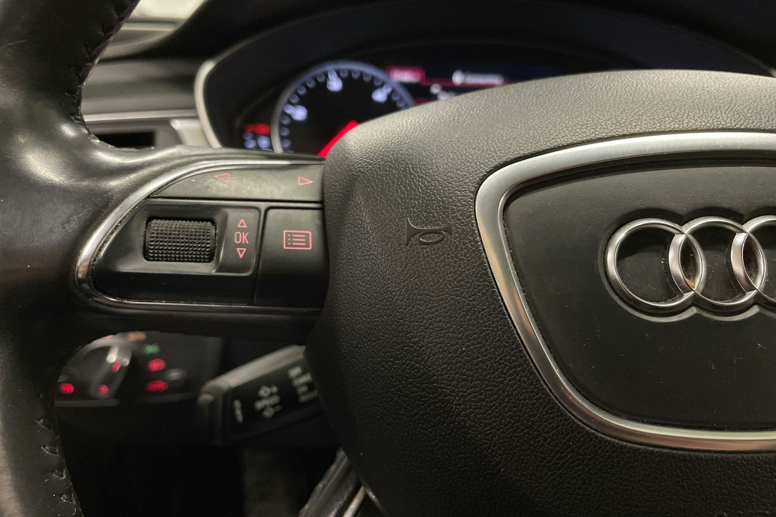 harmaa Audi A6 2012 kuva 22.