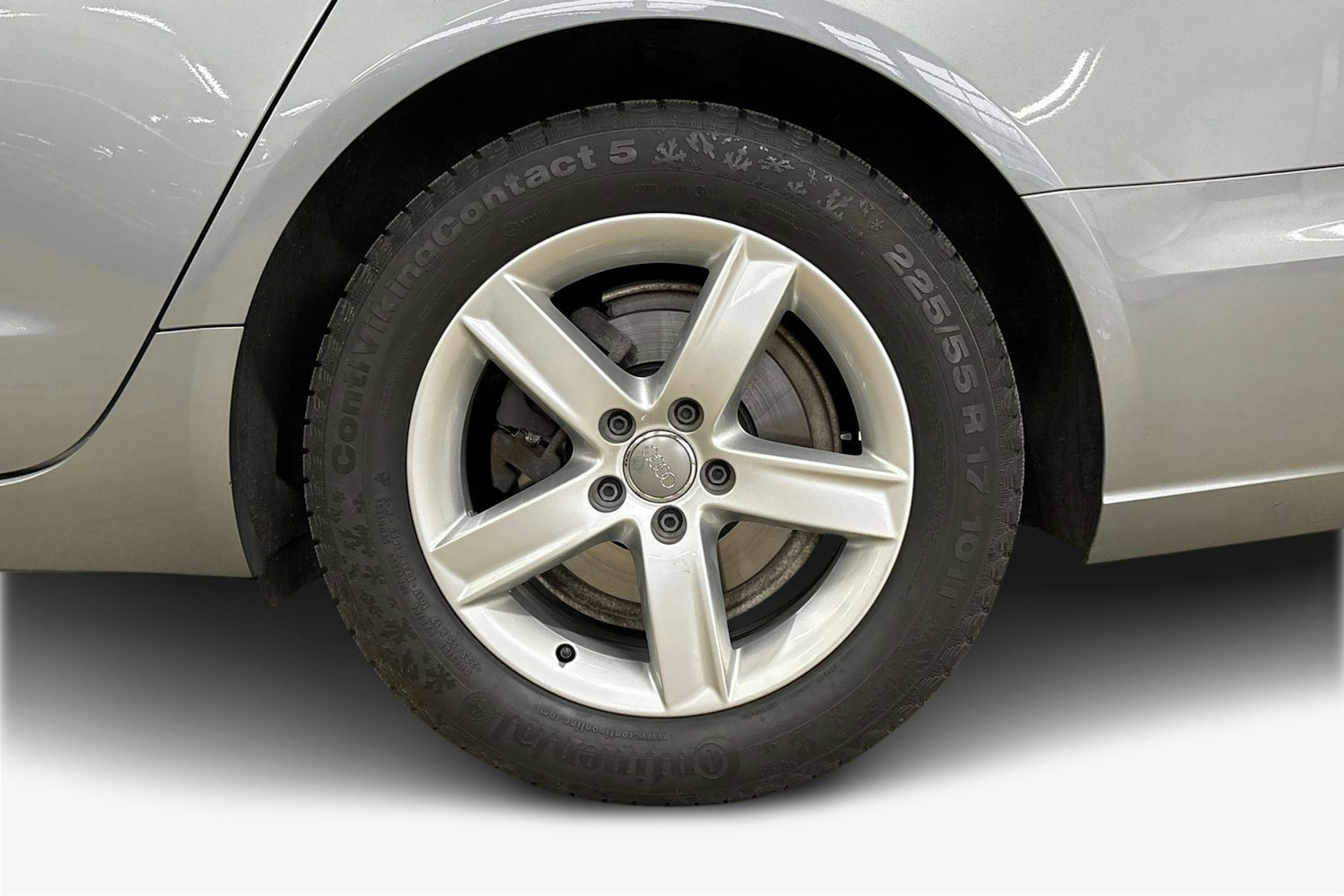 Harmaa Audi A6 2012 kuva 11.