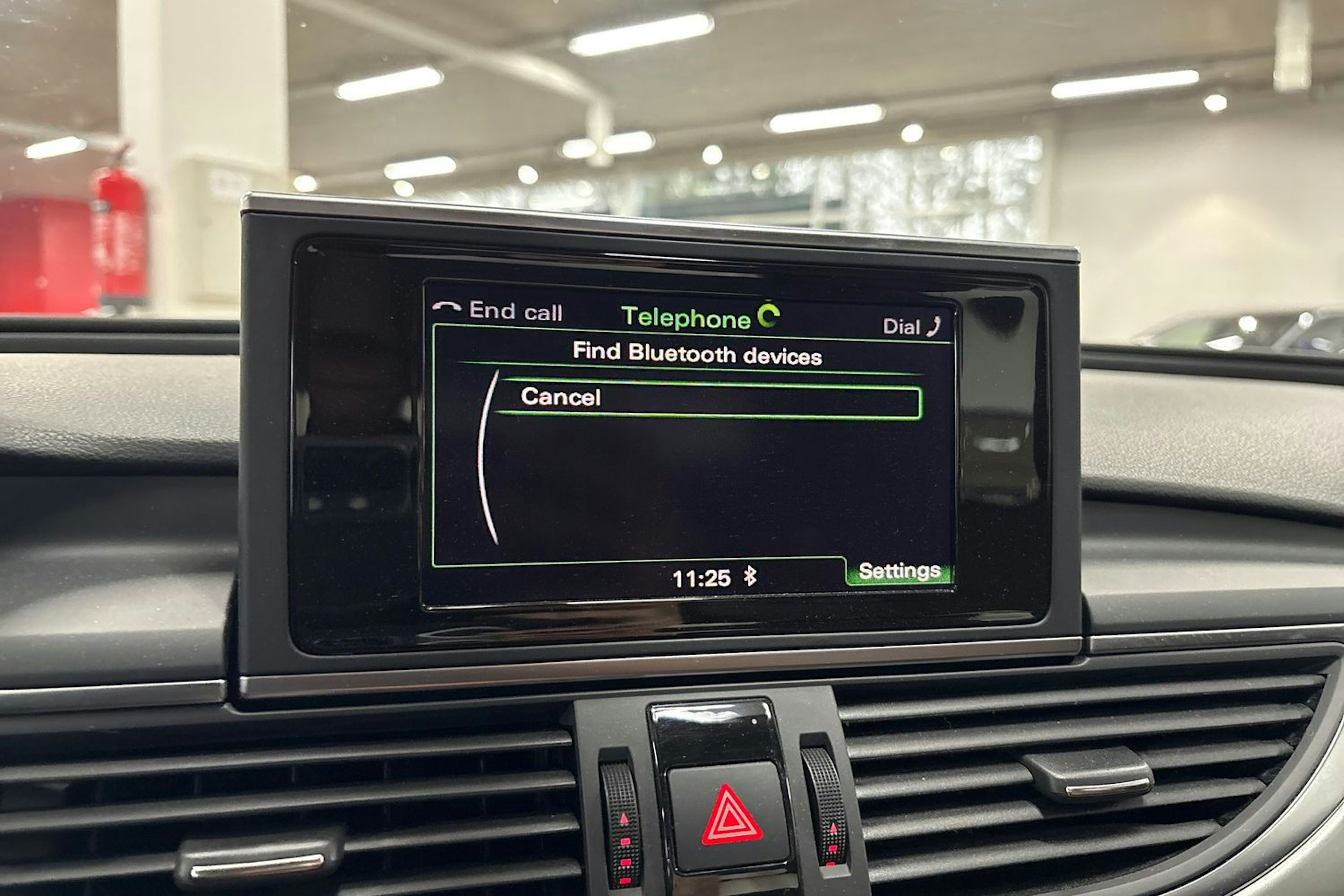 Harmaa Audi A6 2012 kuva 19.