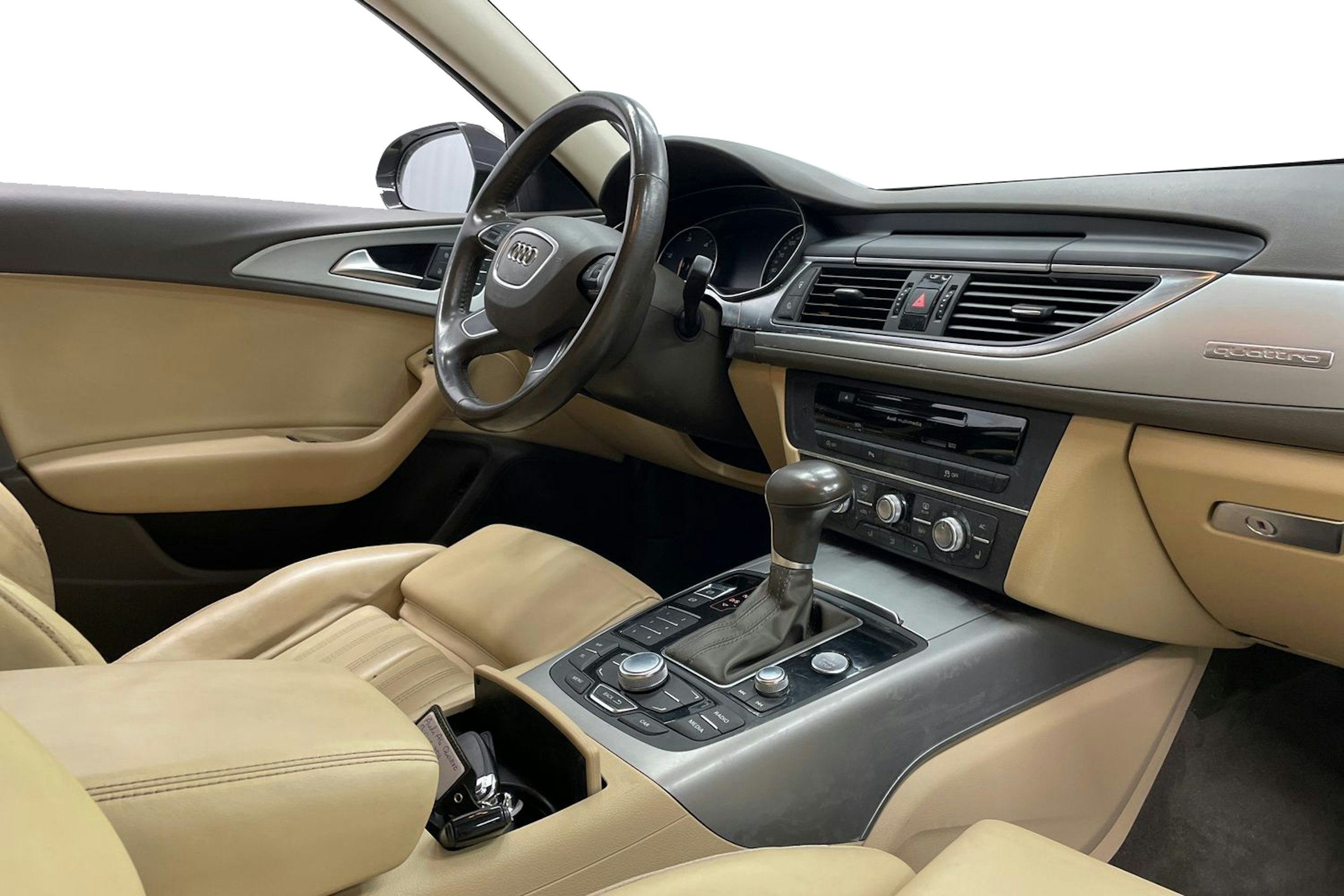 Harmaa Audi A6 2012 kuva 28.