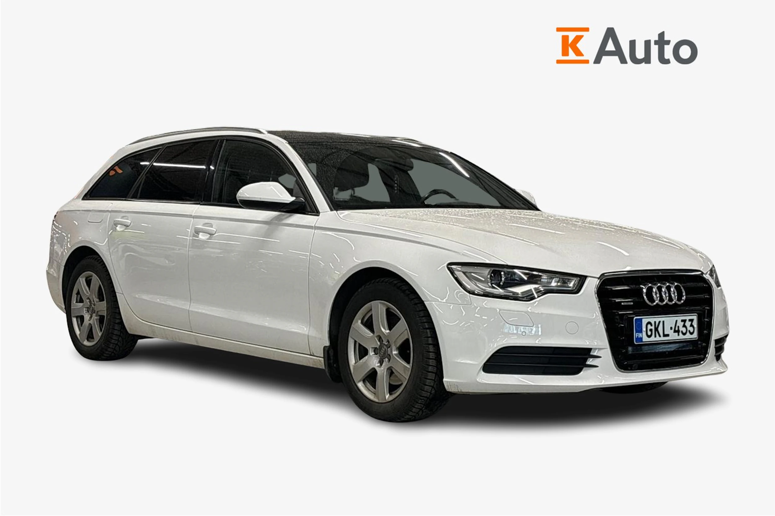 valkoinen Audi A6 2013 kuva 1.