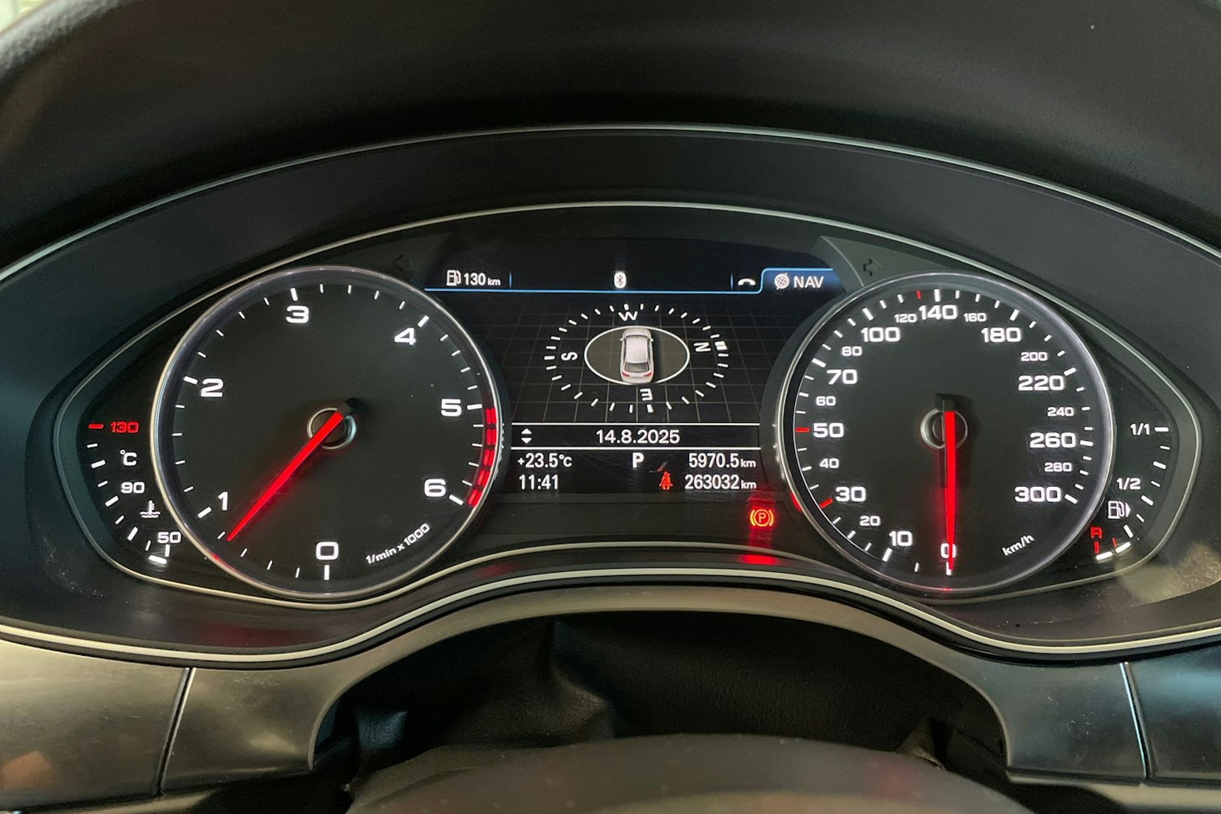 musta Audi A6 2013 kuva 19.
