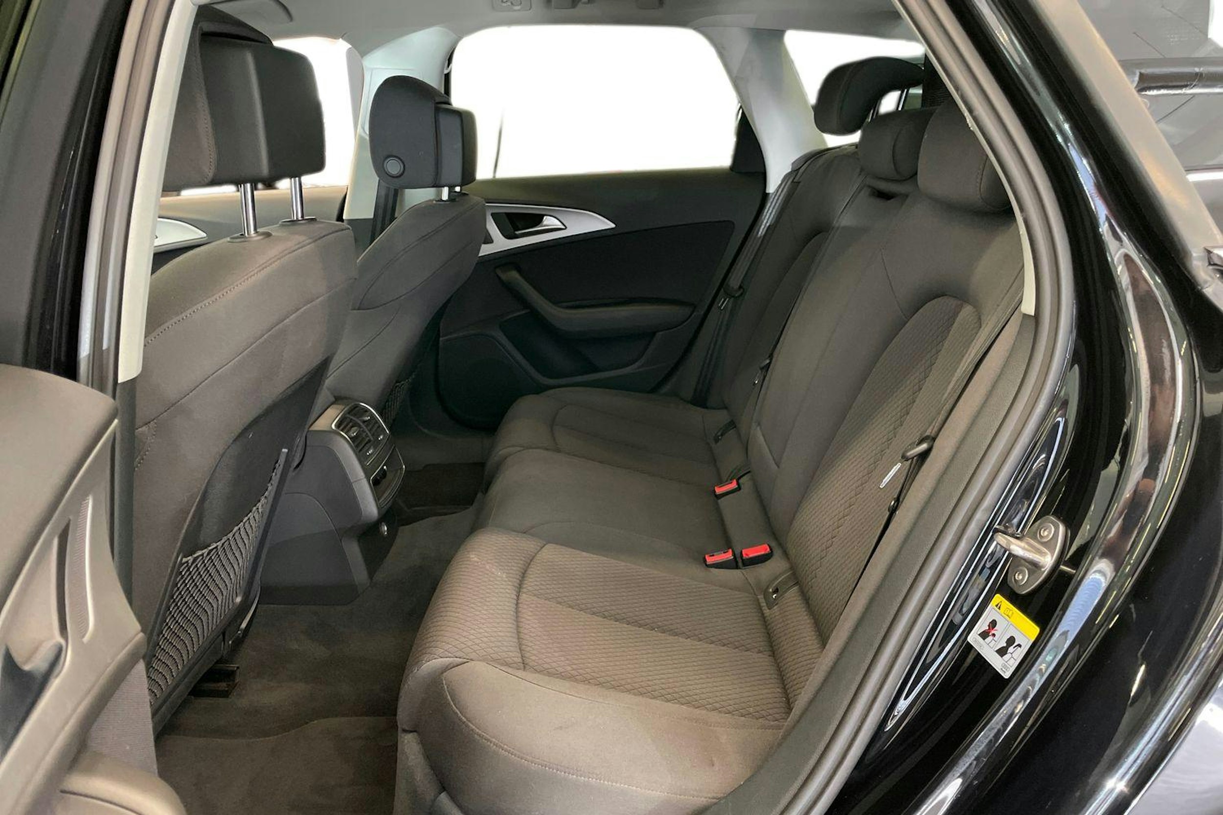 musta Audi A6 2013 kuva 8.