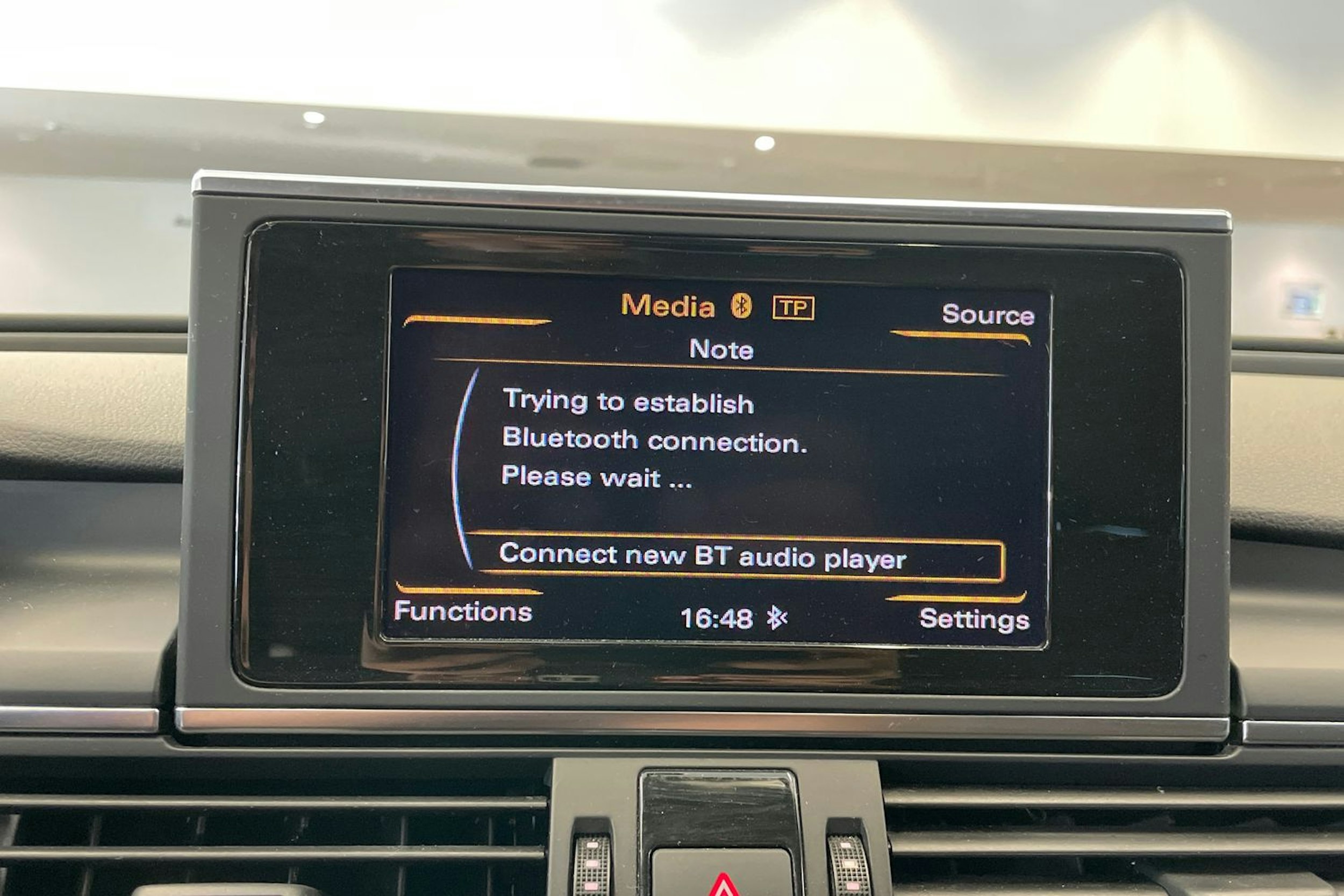 musta Audi A6 2013 kuva 14.