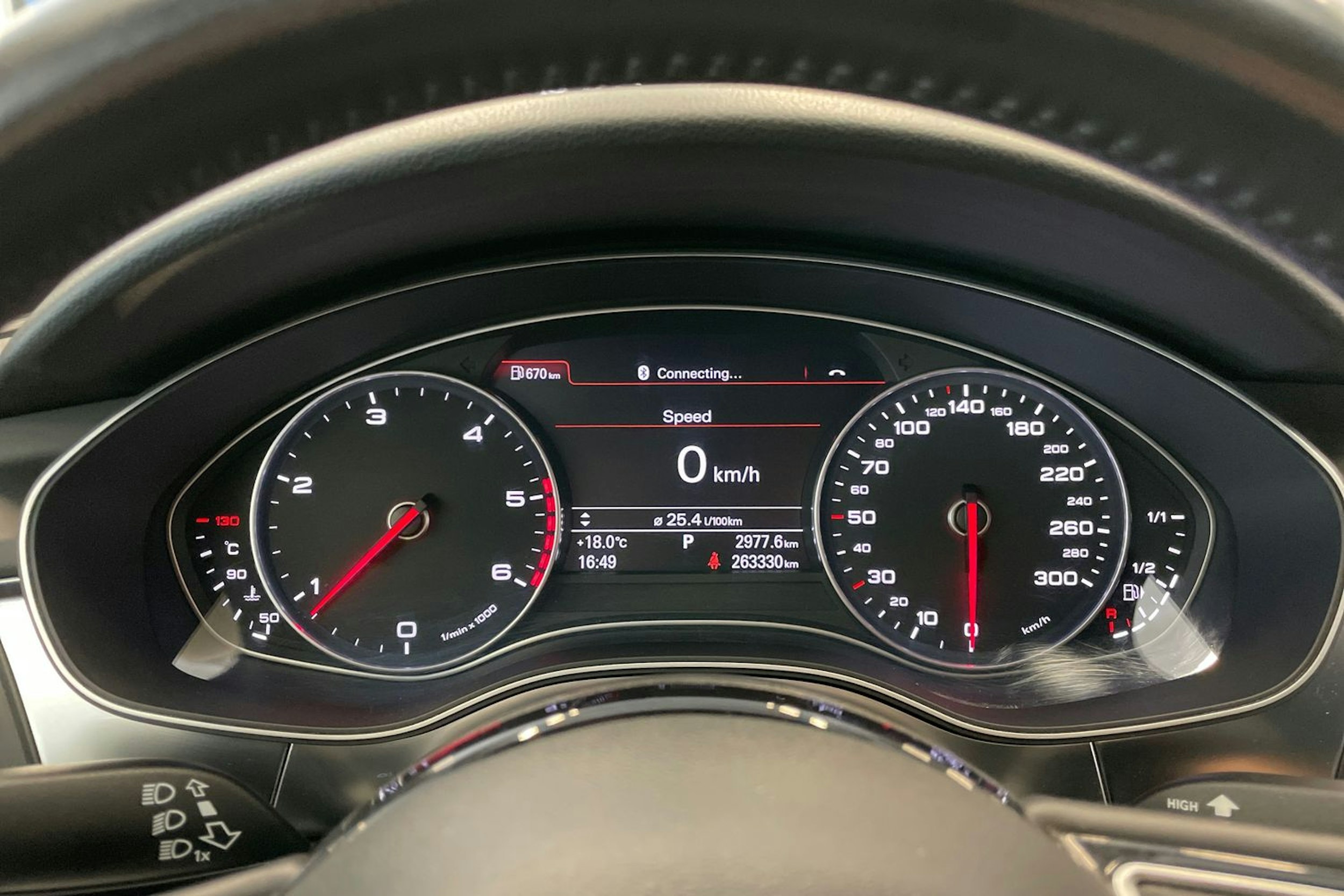 musta Audi A6 2013 kuva 18.