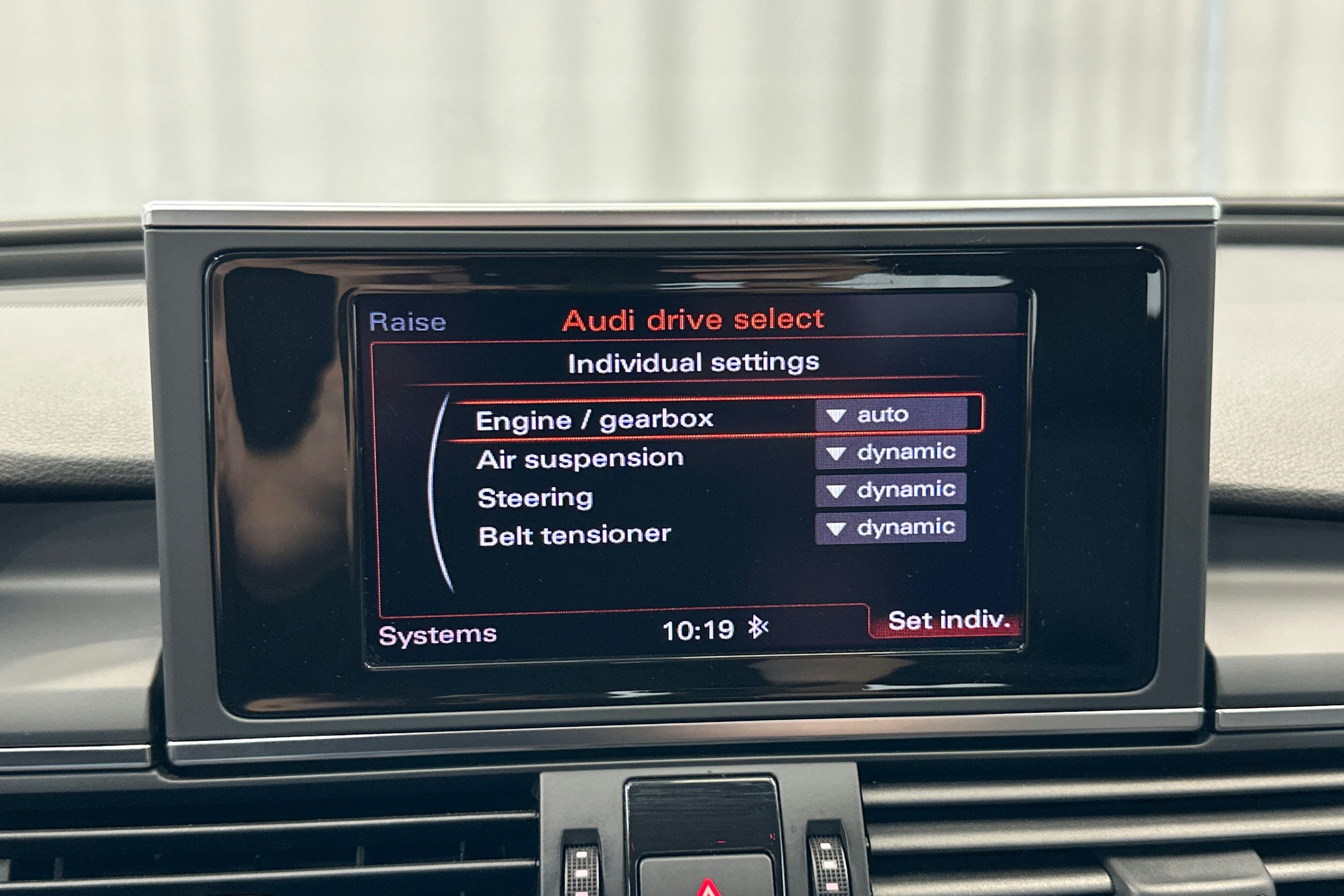 met. hopea Audi A6 2013 kuva 24.