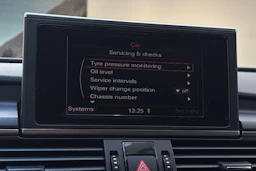 Valkoinen Audi A6 2013 kuva 20.
