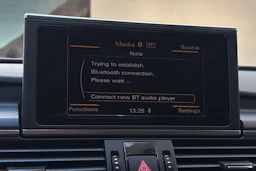 Valkoinen Audi A6 2013 kuva 21.