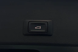 Valkoinen Audi A6 2013 kuva 27.