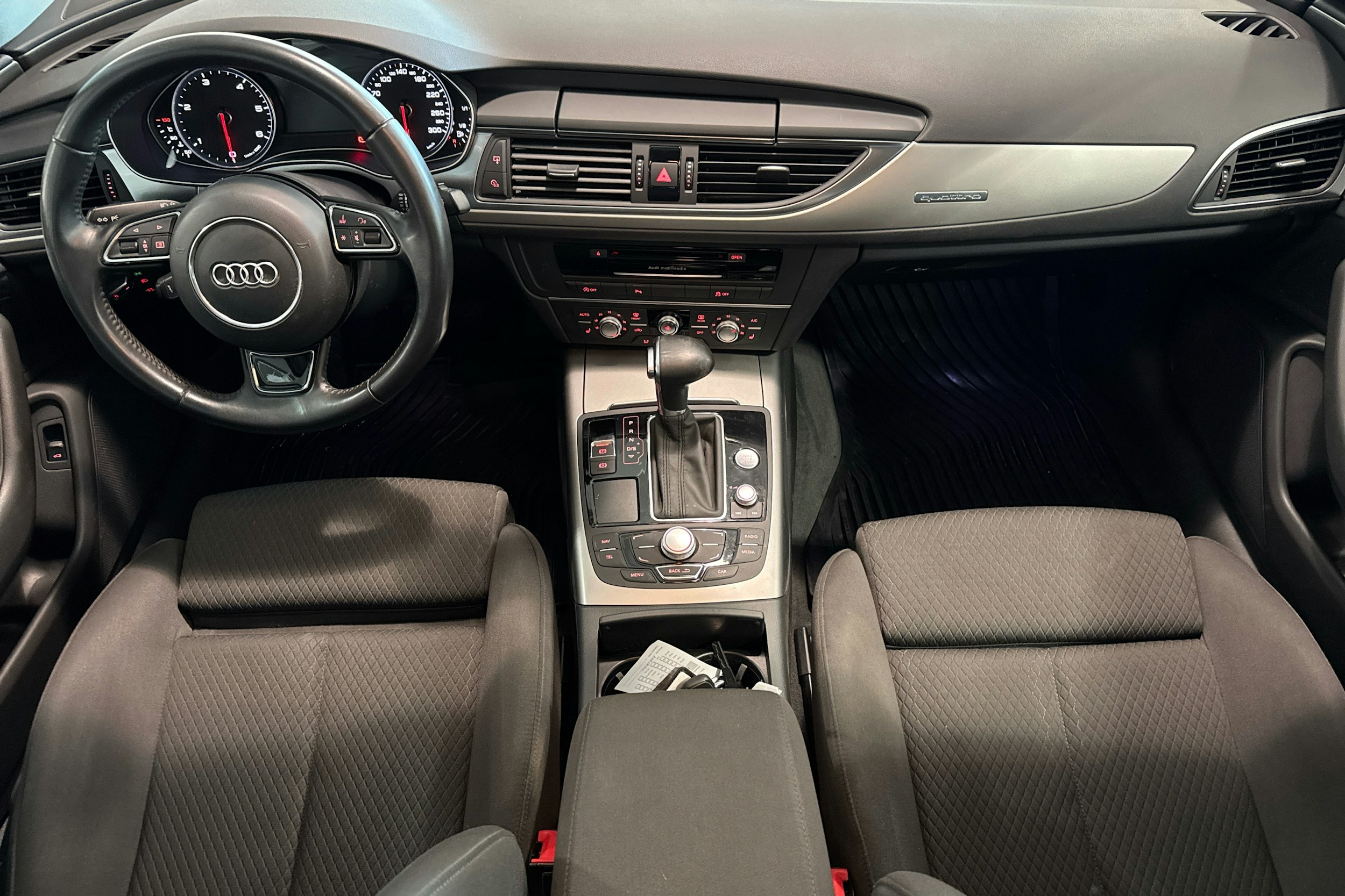 harmaa Audi A6 2014 kuva 7.