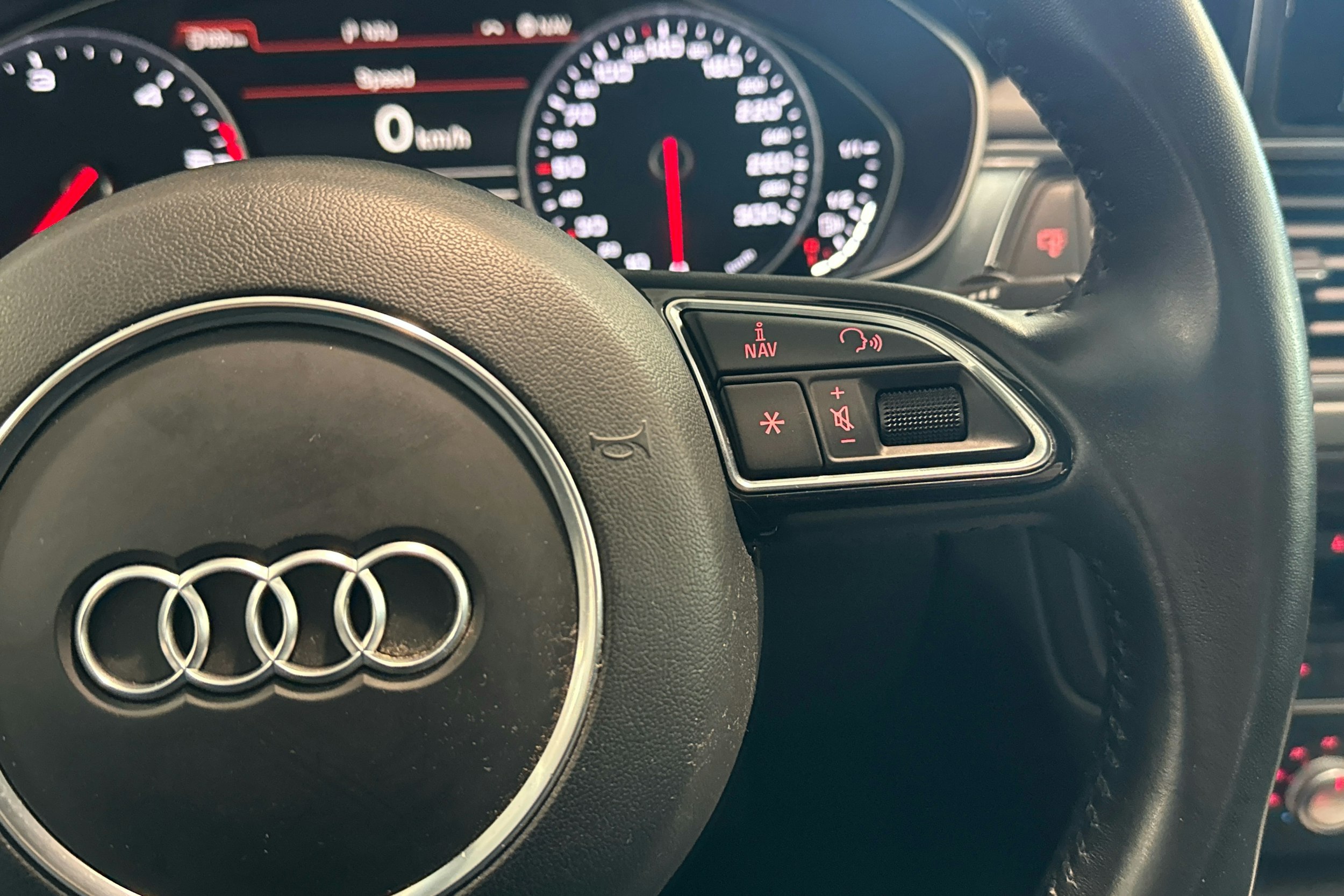 harmaa Audi A6 2014 kuva 17.