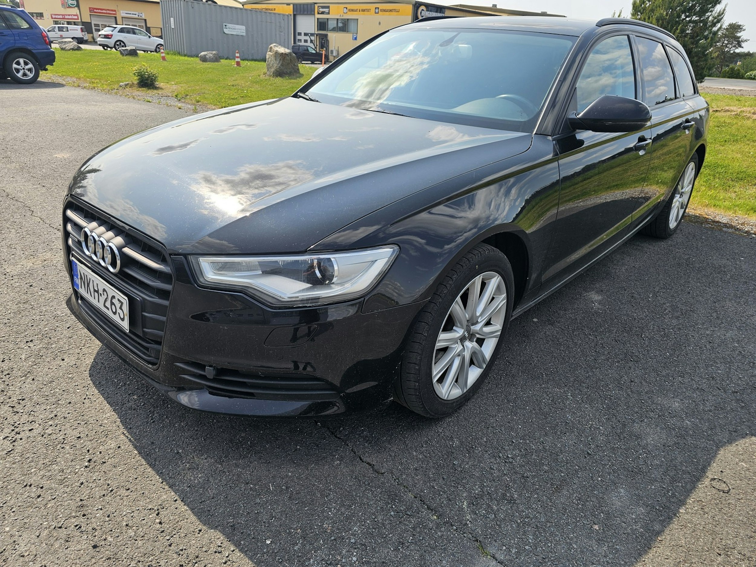 musta Audi A6 2013 kuva 3.