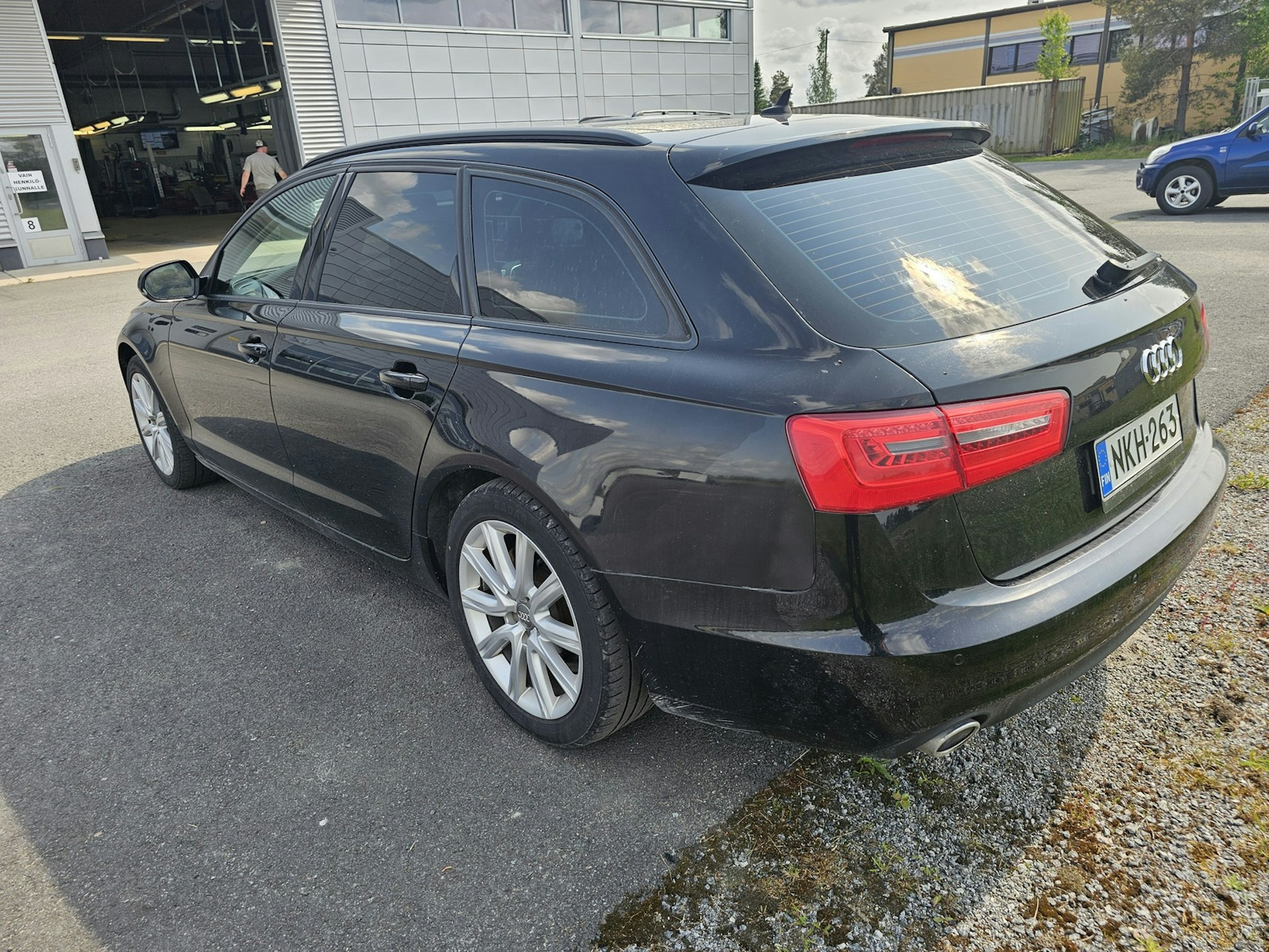 musta Audi A6 2013 kuva 7.