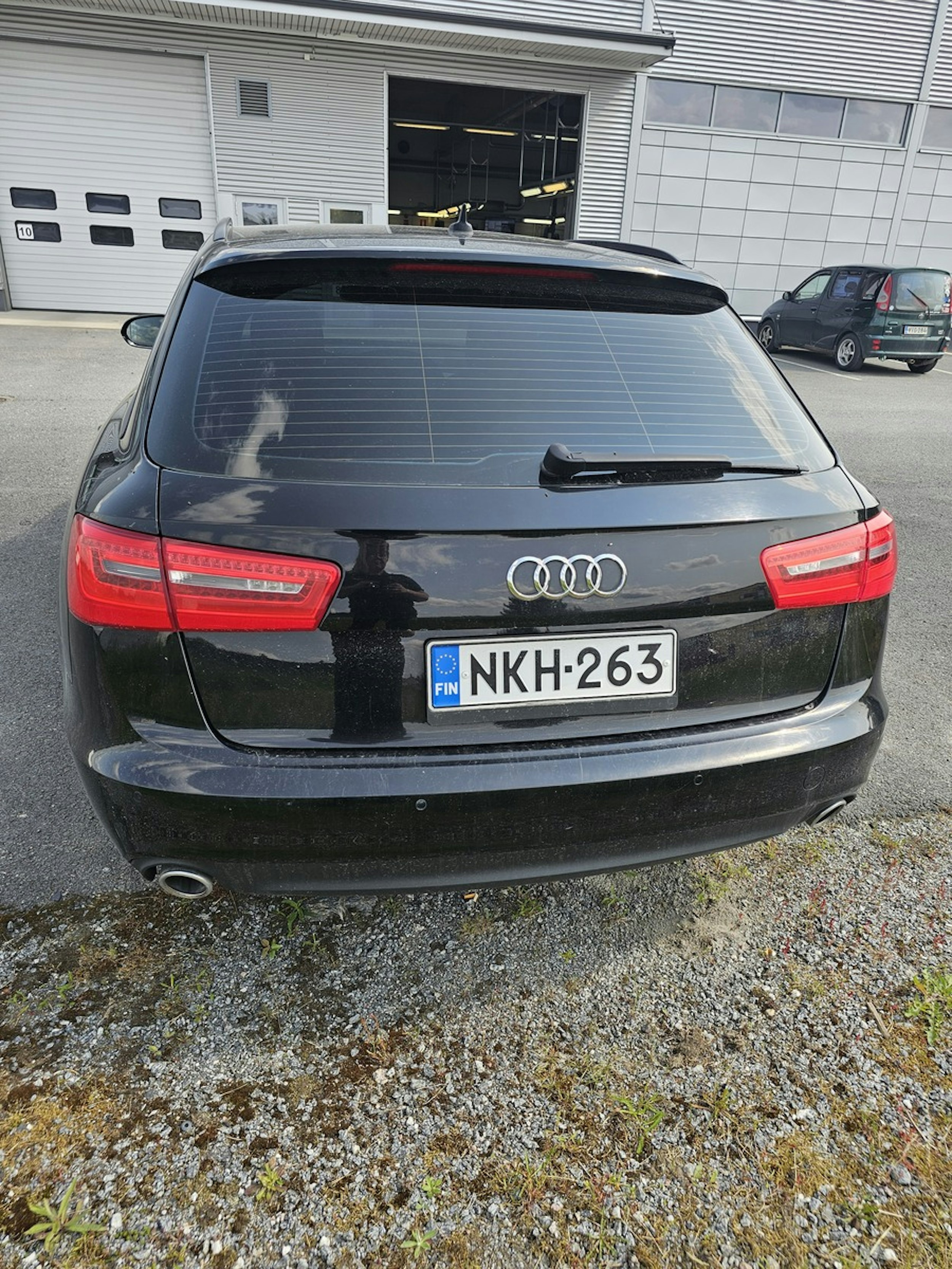 musta Audi A6 2013 kuva 8.