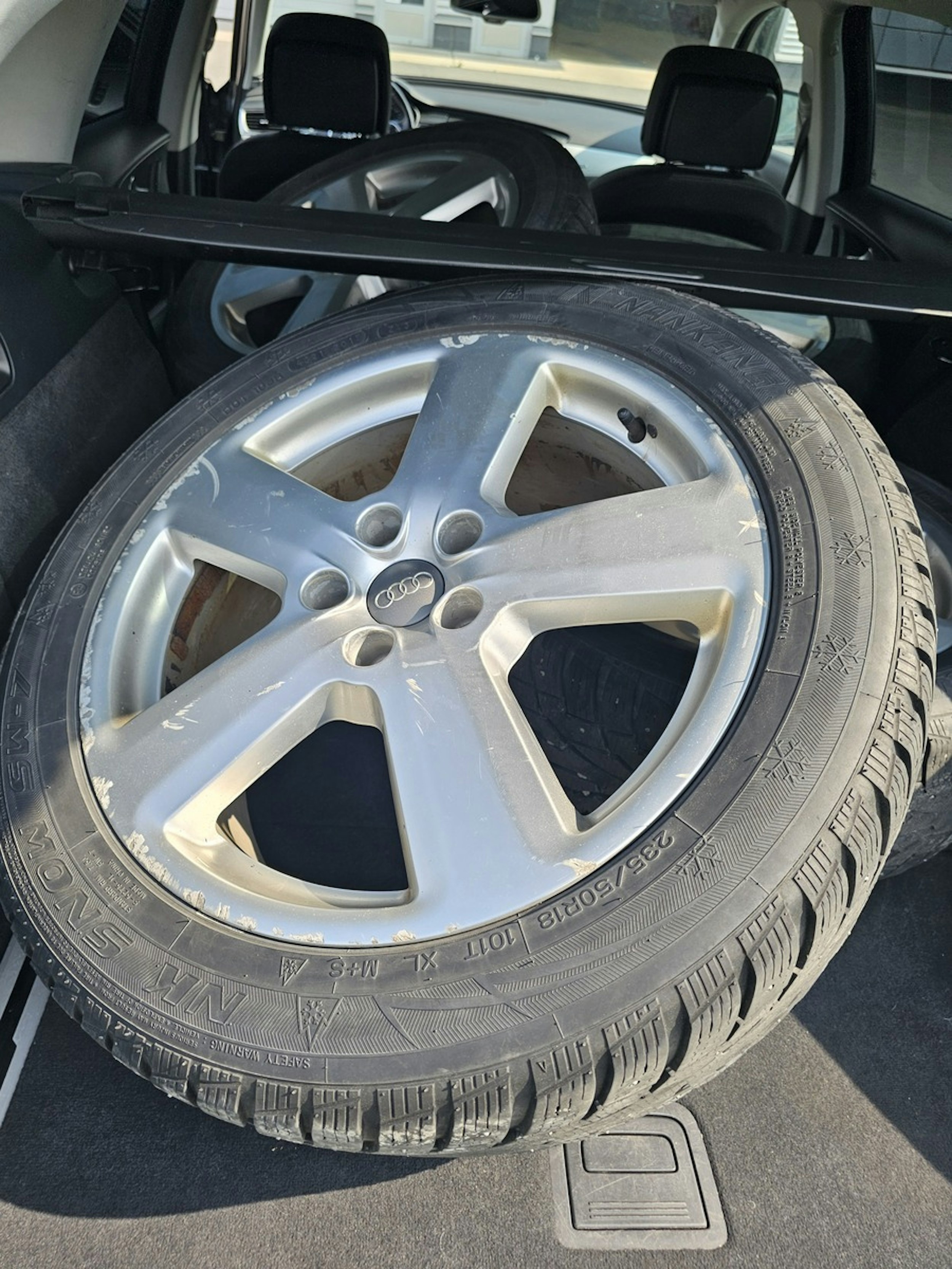 musta Audi A6 2013 kuva 16.