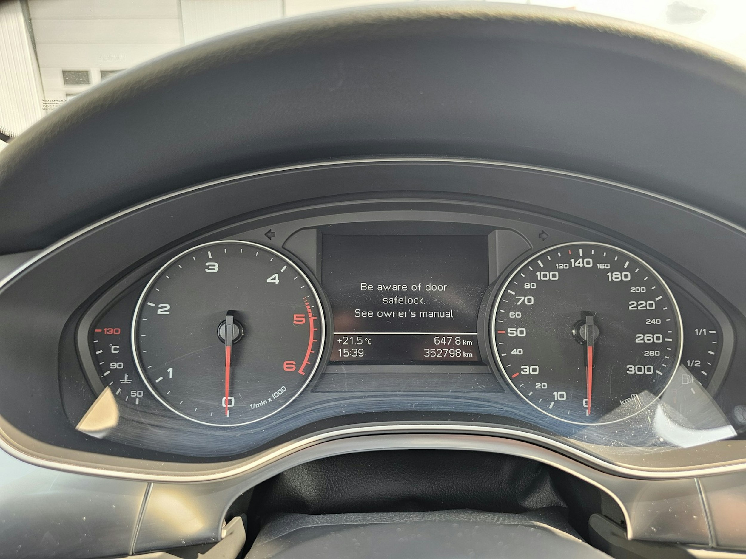 musta Audi A6 2013 kuva 23.