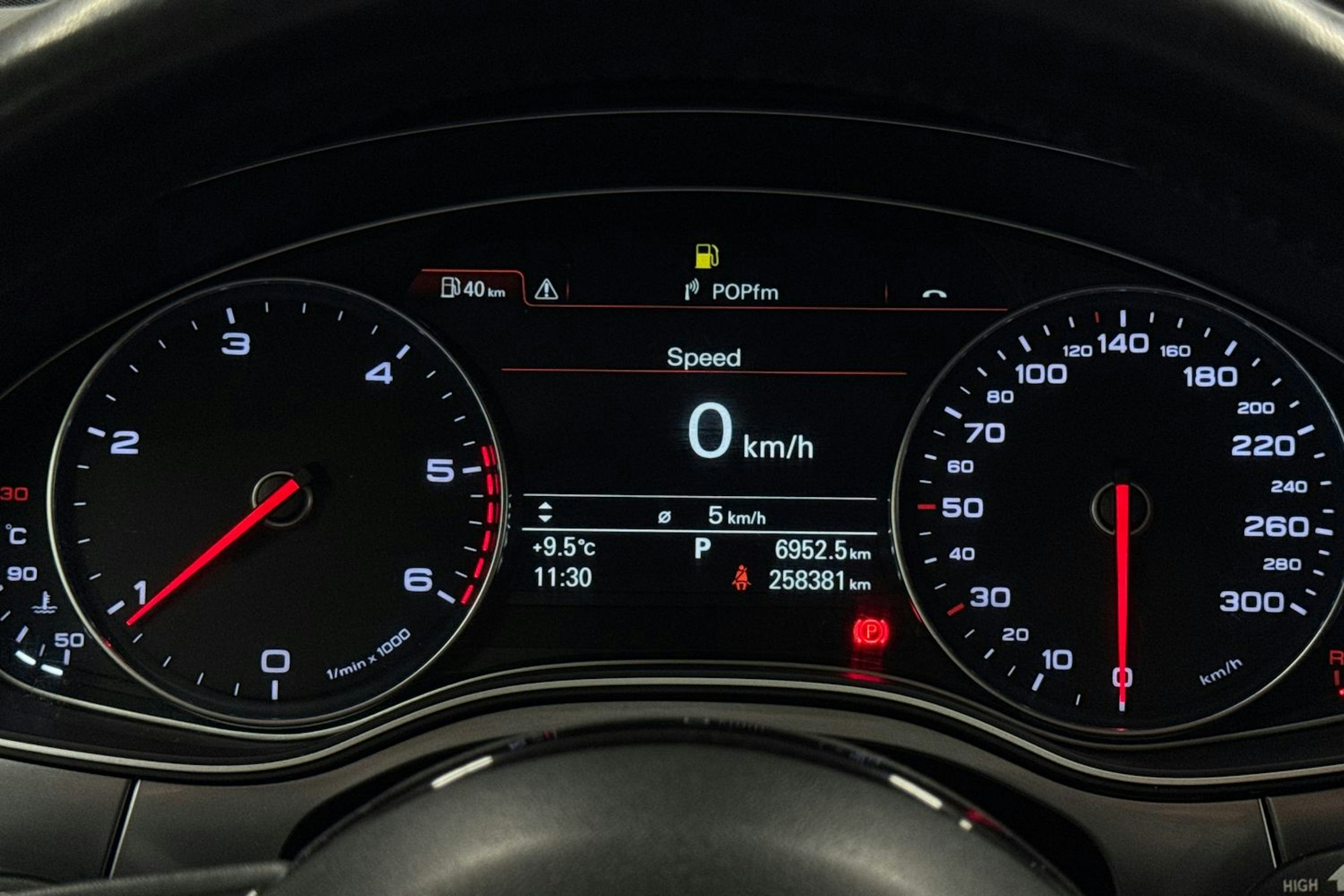 harmaa Audi A6 2013 kuva 15.