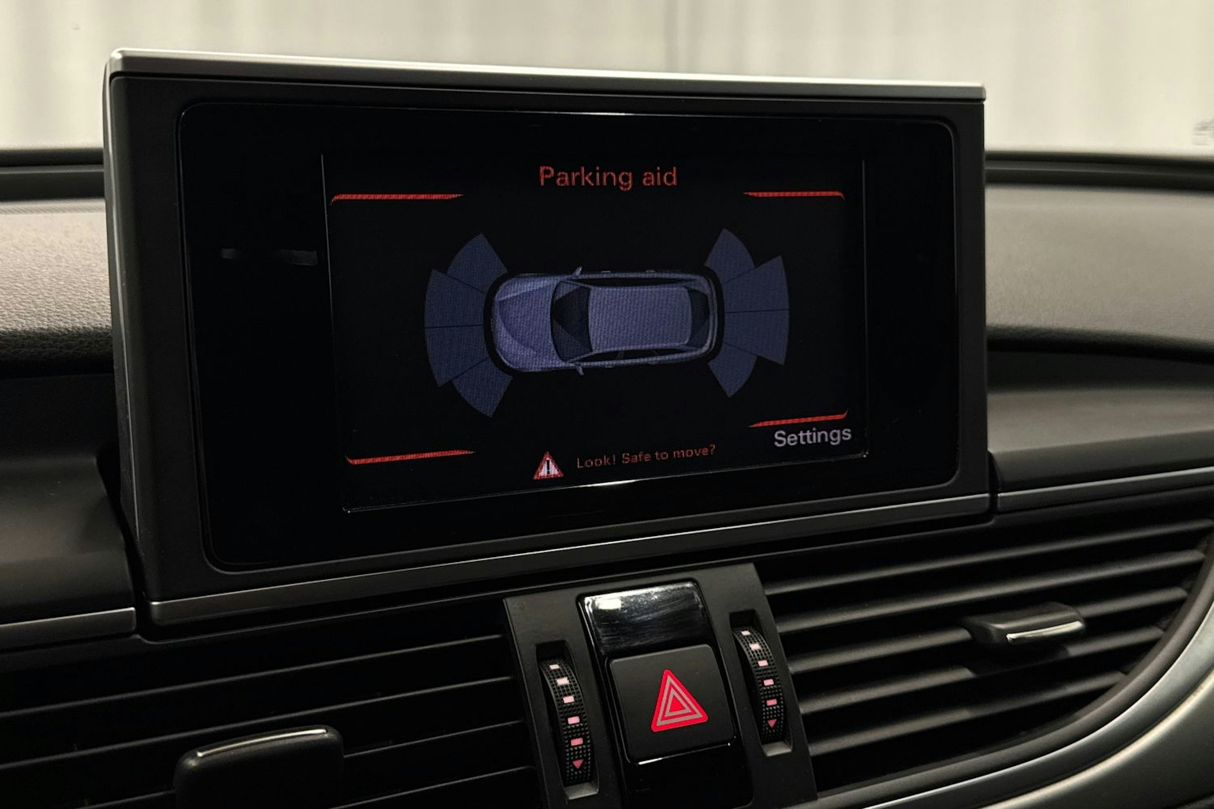 harmaa Audi A6 2013 kuva 16.